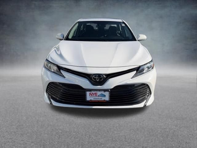 Used 2020 Toyota Camry LE w/ Convenience Package FWD image 2