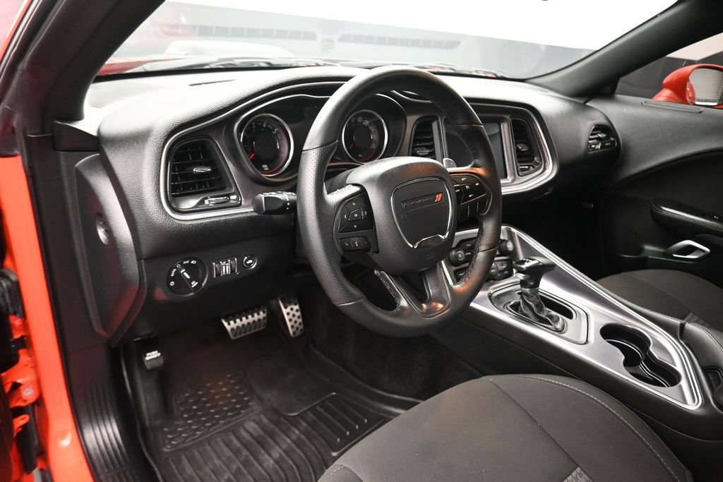 Used 2018 Dodge Challenger R/T Scat Pack RWD image 14