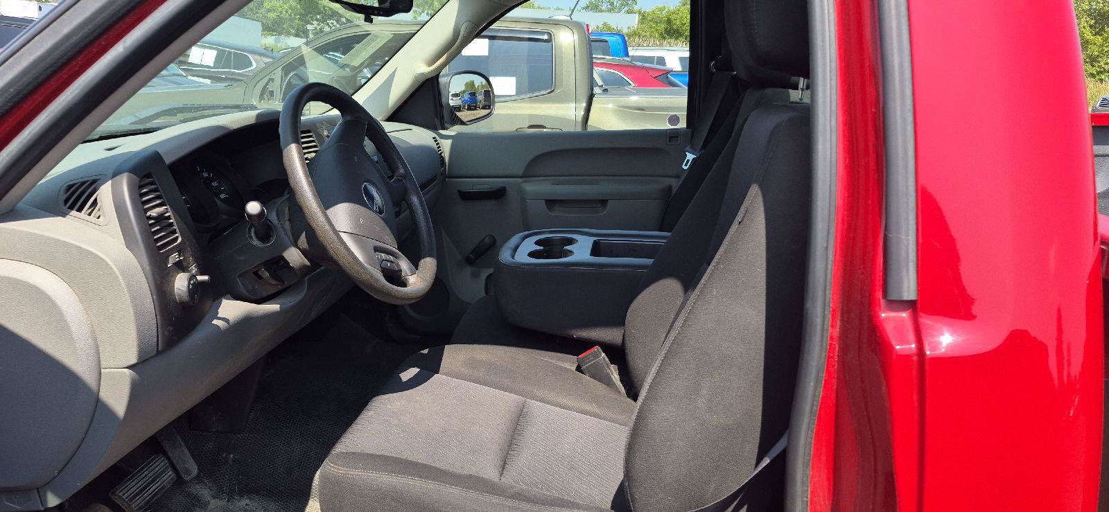 Used 2010 GMC Sierra 1500 W/T RWD image 5