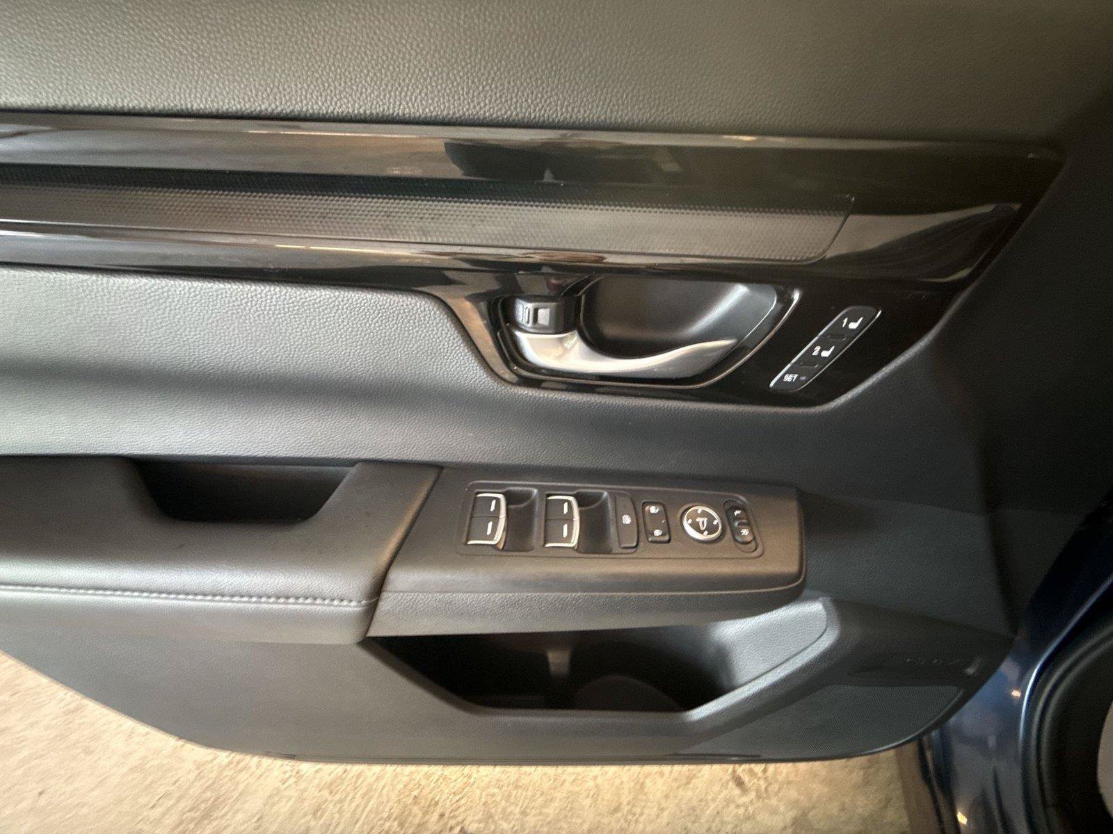 Used 2024 Honda CR-V EX-L image 15