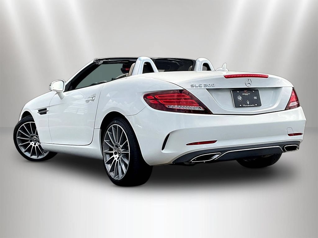 Used 2020 Mercedes-Benz SLC 300 image 4