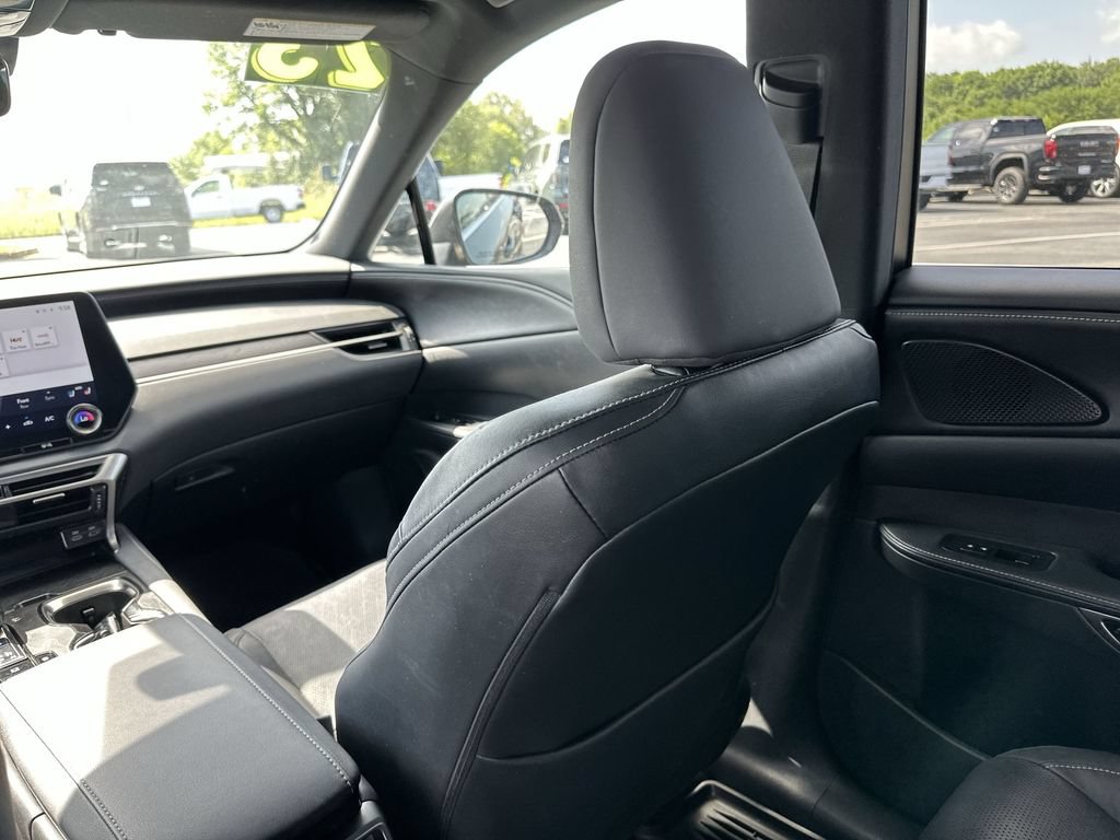 Used 2023 Lexus RX 350 Premium Plus w/ Cold Area Package AWD/4WD image 11