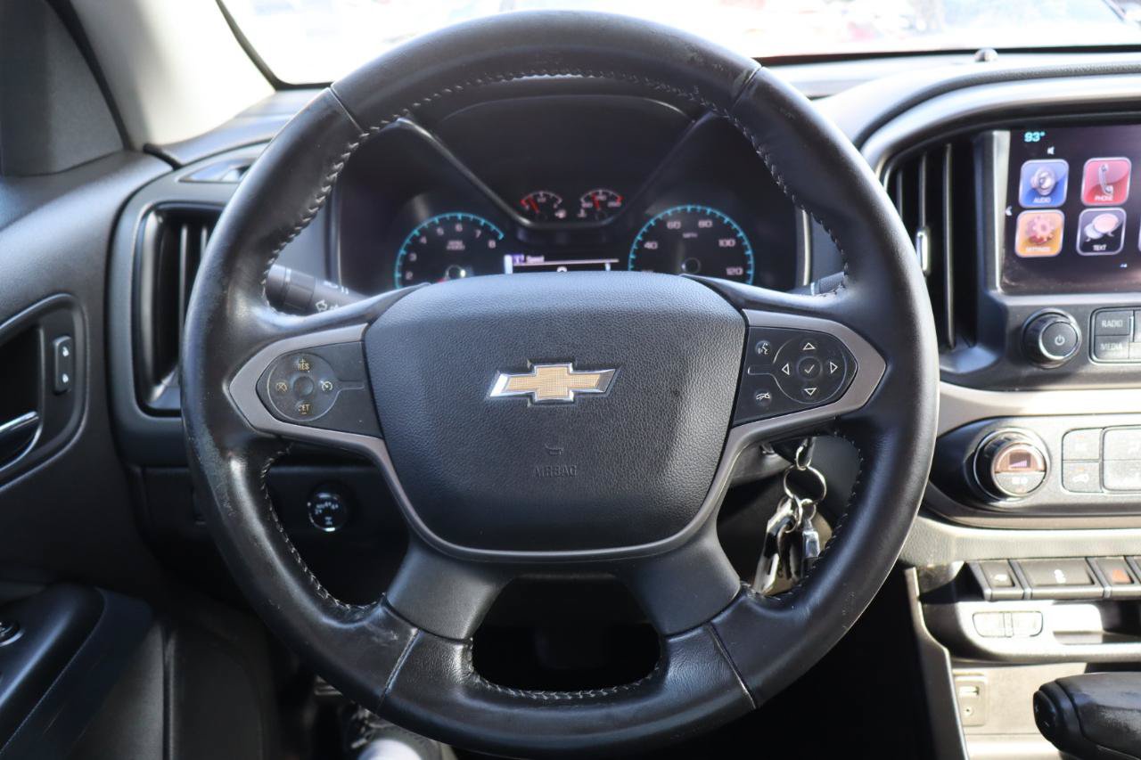 Used 2017 Chevrolet Colorado Z71 AWD/4WD image 12