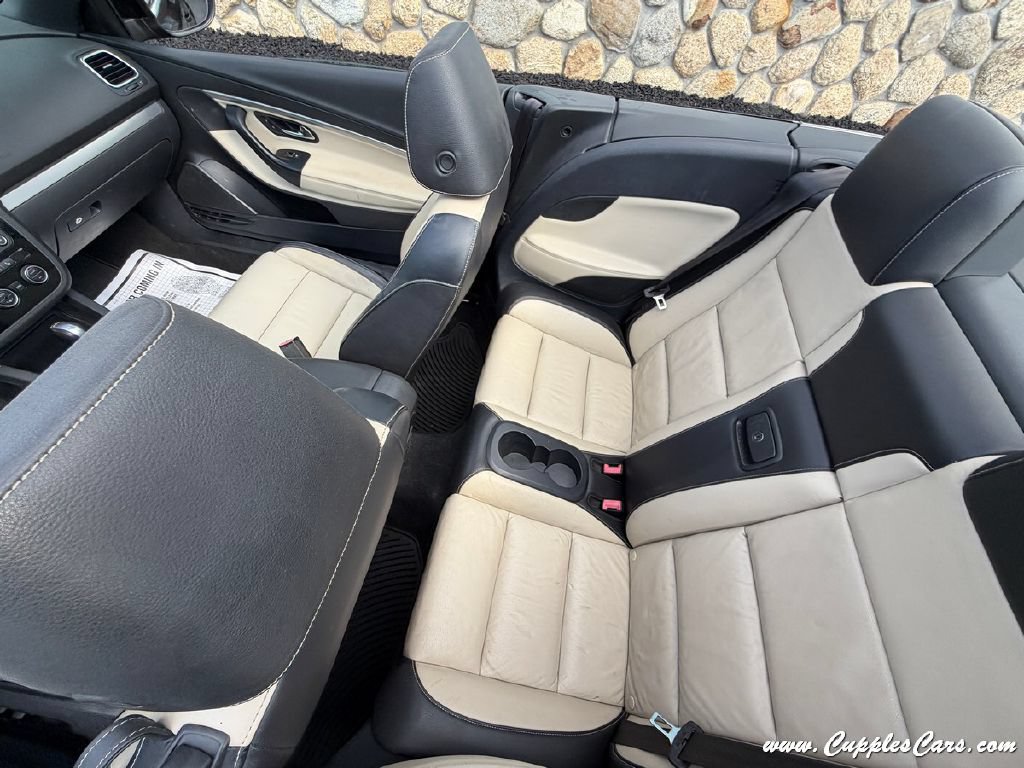 Used 2015 Volkswagen Eos Final Edition FWD image 28