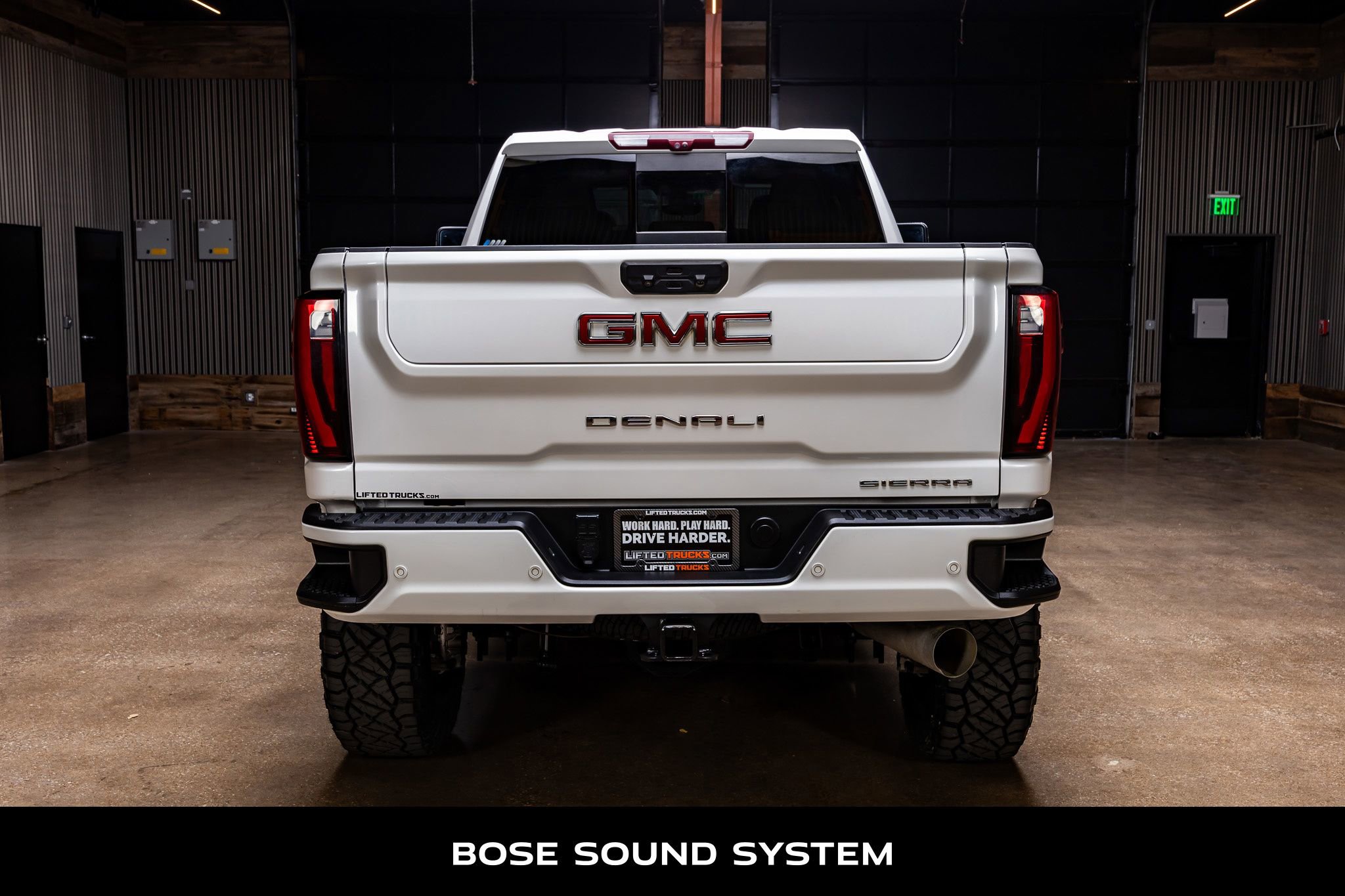 Used 2024 GMC Sierra 2500 Denali w/ Denali Reserve Package image 8