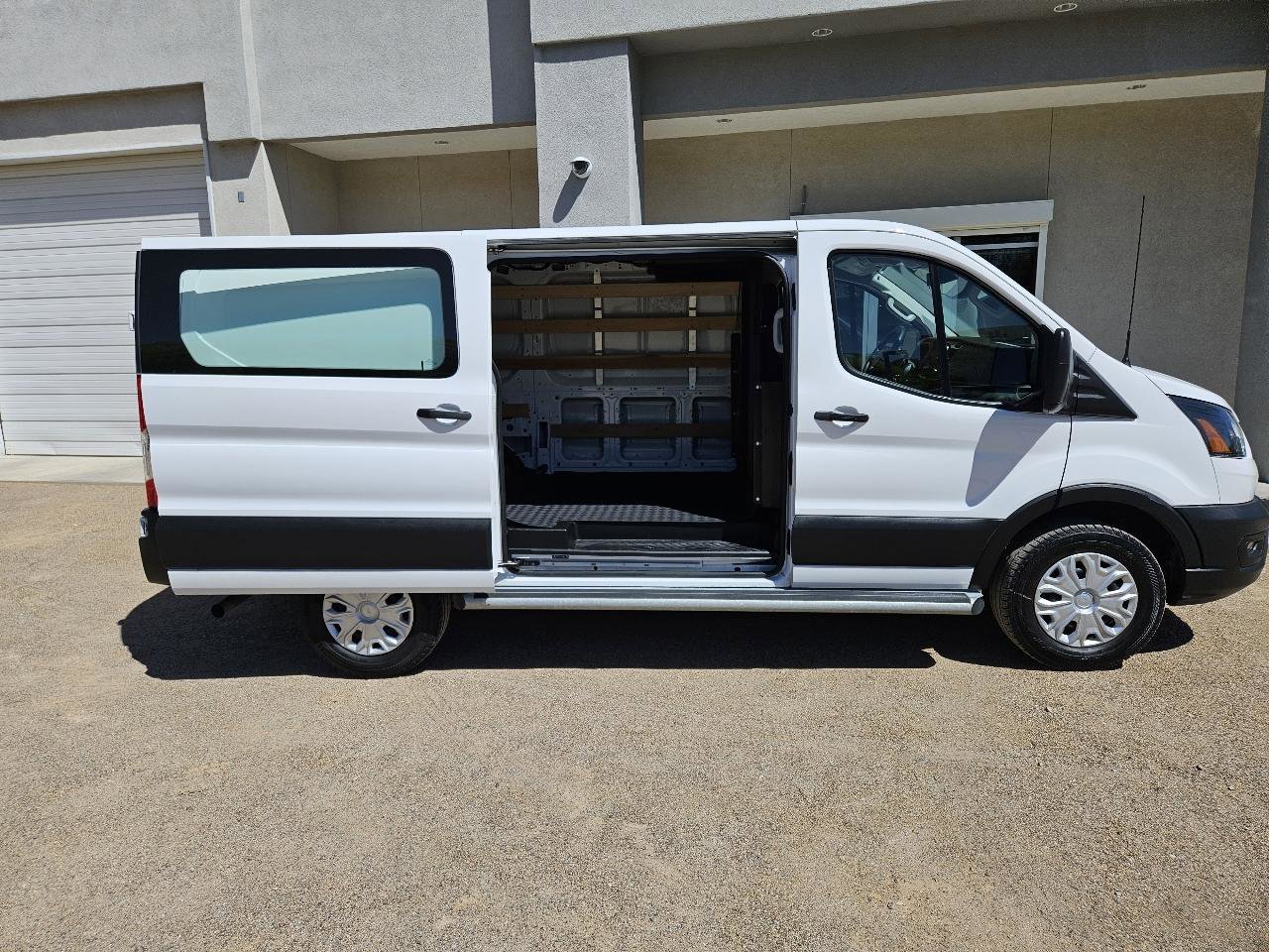 Used 2024 Ford Transit 250 Low Roof w/ Exterior Upgrade Package image 6