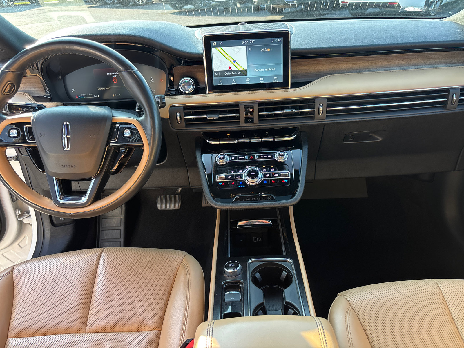 Certified 2022 Lincoln Corsair Reserve w/ Luxury Package AWD/4WD image 29