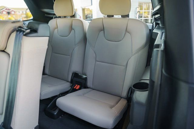 New 2026 Volvo XC90 B6 Plus image 33