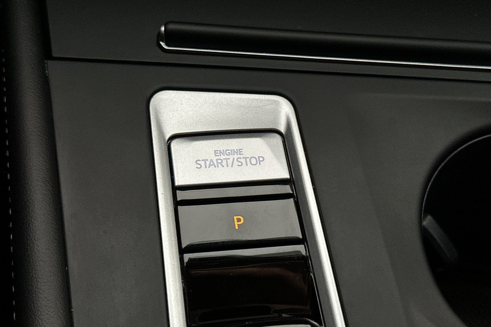 Used 2024 Volkswagen Atlas SE FWD image 23