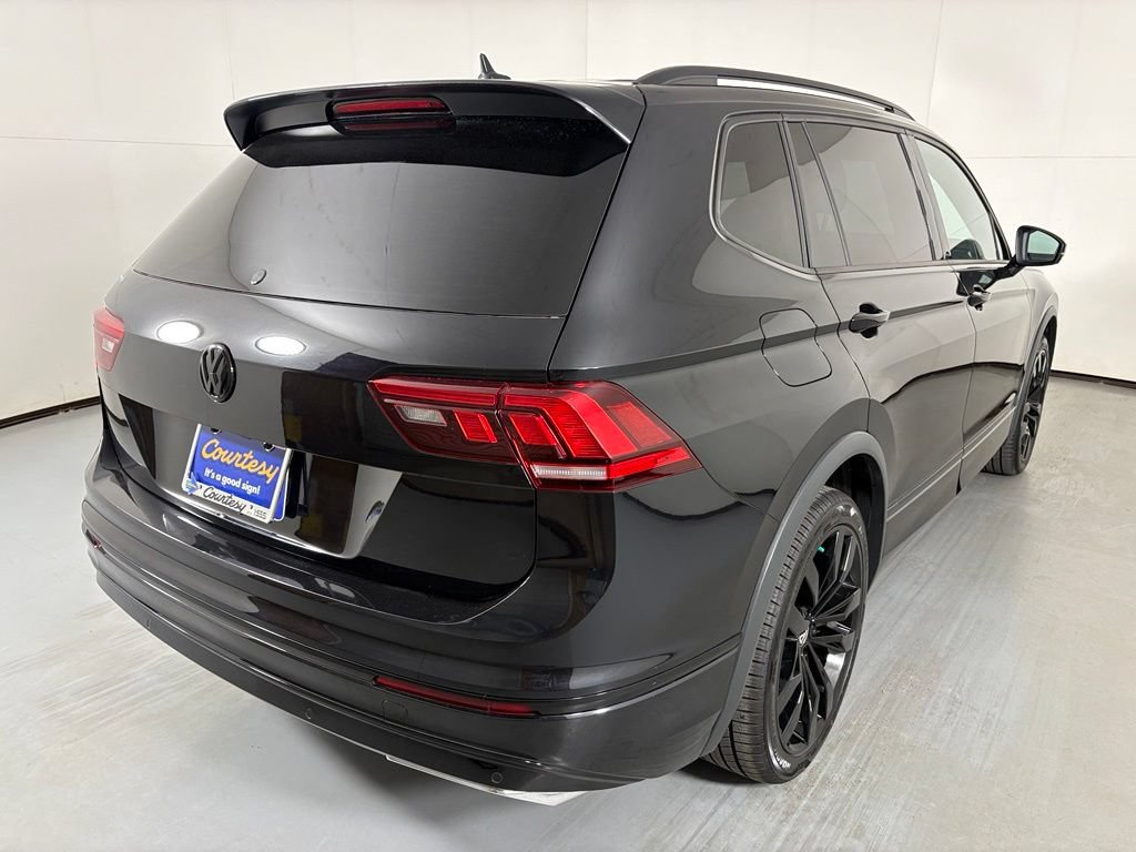 Used 2021 Volkswagen Tiguan SE R-Line FWD image 8