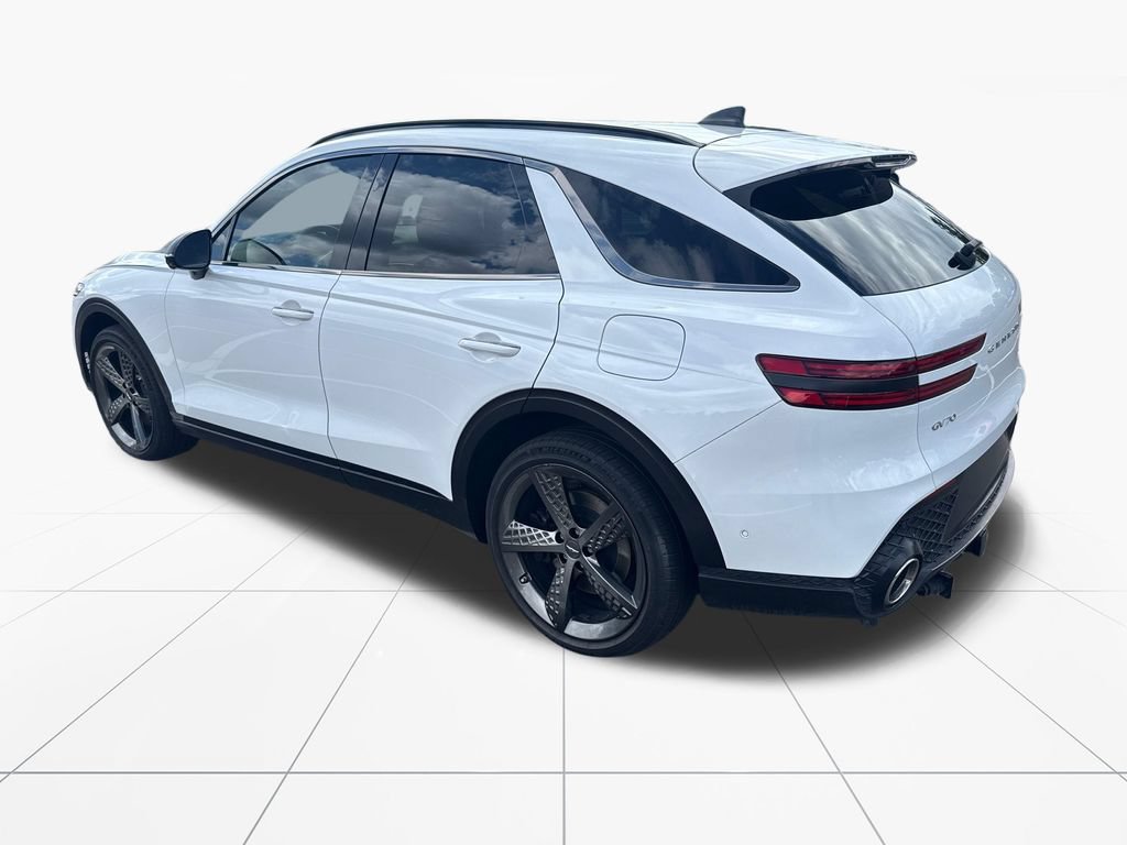 Used 2024 Genesis GV70 3.5T Sport w/ Sport Advanced Package AWD/4WD image 6