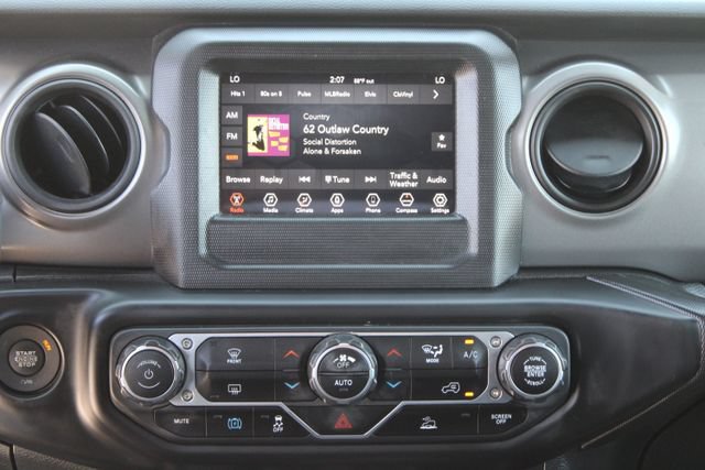Used 2023 Jeep Wrangler Unlimited AWD/4WD image 18
