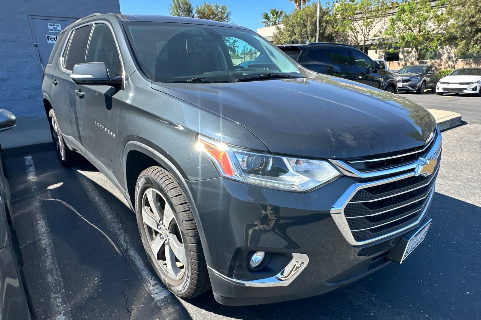 Used 2019 Chevrolet Traverse LT w/ LT Premium Package image 2