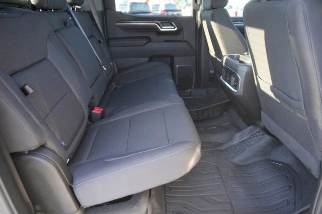 Used 2025 GMC Sierra 1500 Elevation image 15