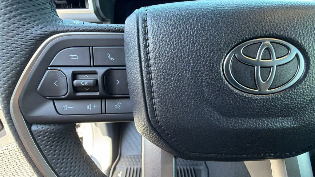 Certified 2026 Toyota Tacoma TRD Off-Road w/ TRD Off Road Upgrade Package AWD/4WD image 19