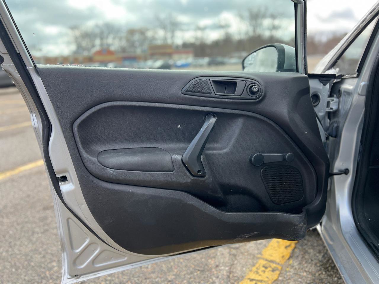 Used 2015 Ford Fiesta S image 14