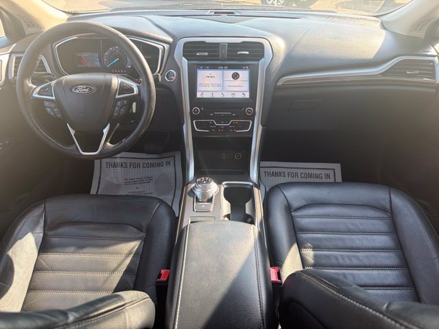 Used 2017 Ford Fusion SE w/ Fusion SE Technology Package AWD/4WD image 25