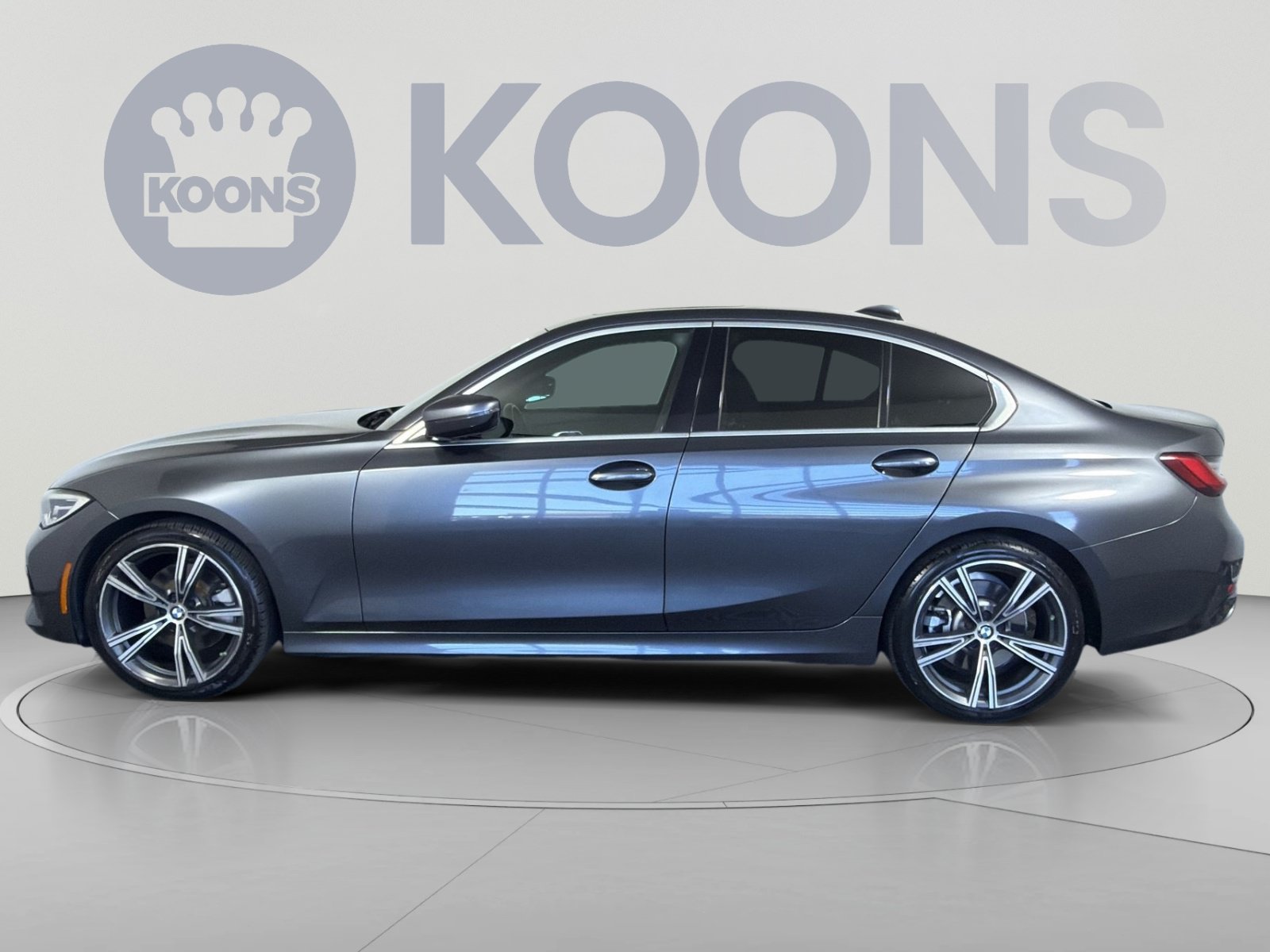 Used 2021 BMW 330i xDrive Sedan w/ Convenience Package AWD/4WD image 2