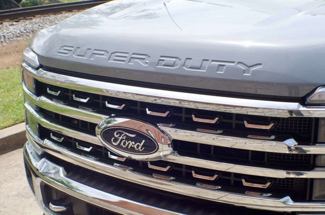 Used 2024 Ford F250 Lariat w/ Chrome Package AWD/4WD image 10