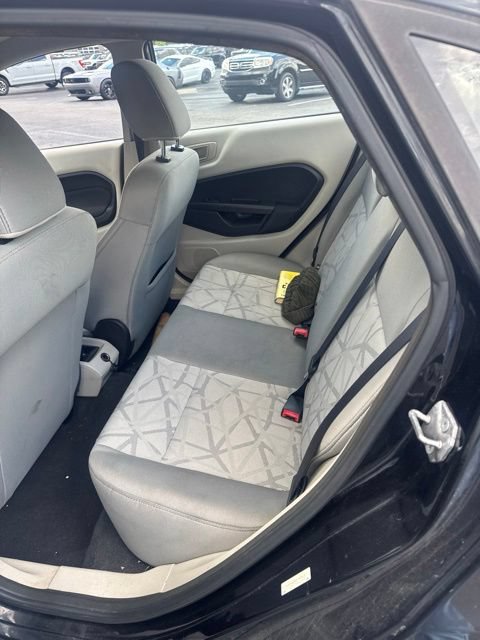 Used 2012 Ford Fiesta SE FWD image 13