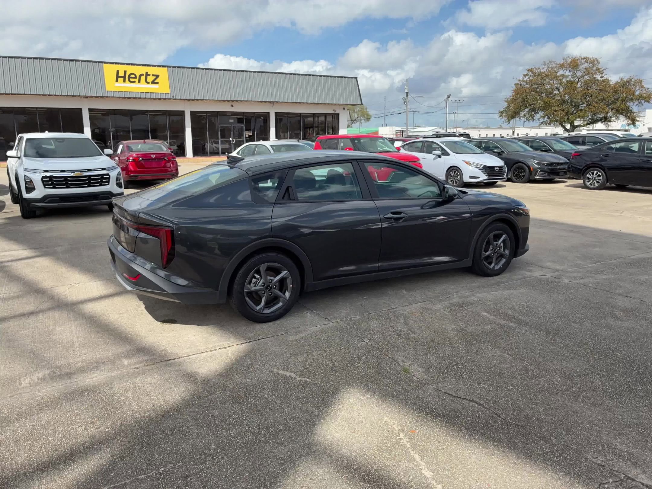 Used 2025 Kia K4 LXS image 3