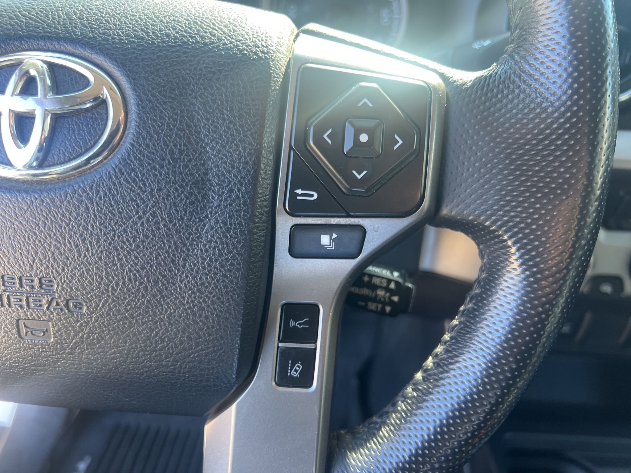 Used 2020 Toyota Tacoma SR5 image 20