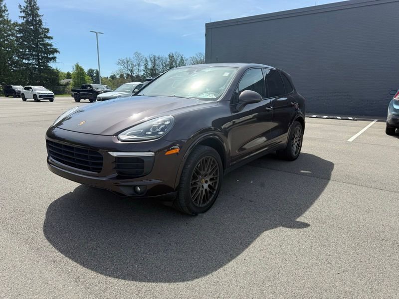 Used 2017 Porsche Cayenne Platinum Edition AWD/4WD image 3