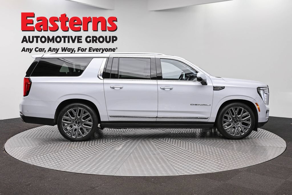 Used 2026 GMC Yukon XL Denali Ultimate AWD/4WD image 4