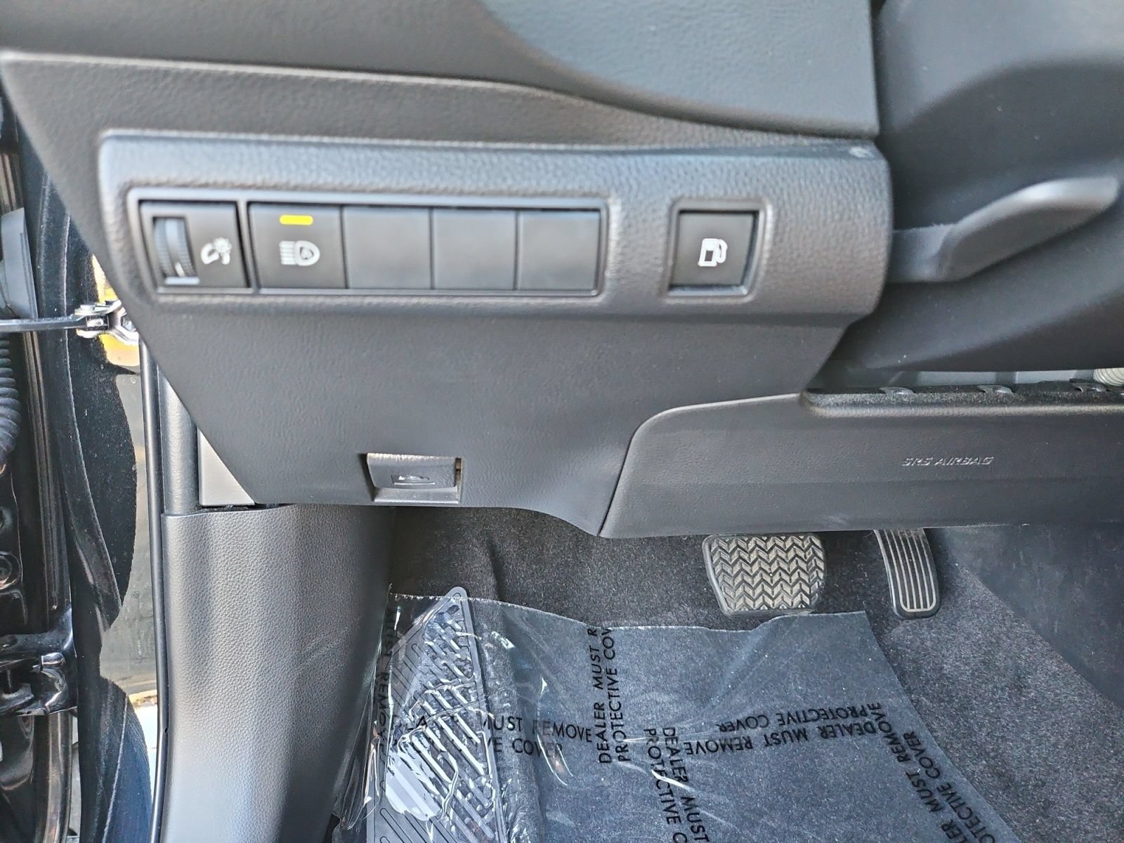 Used 2023 Toyota Corolla LE FWD image 23