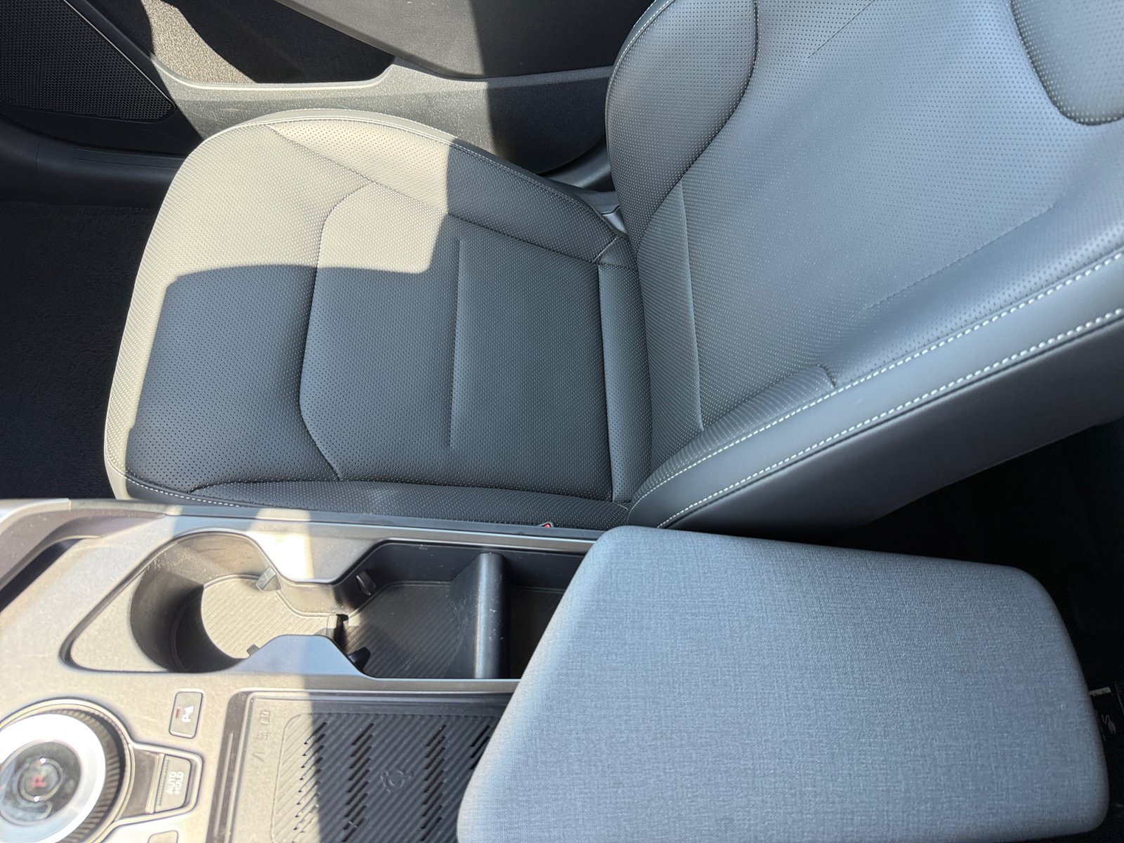 Certified 2024 Kia EV6 Wind w/ Wind Technology Package RWD image 14