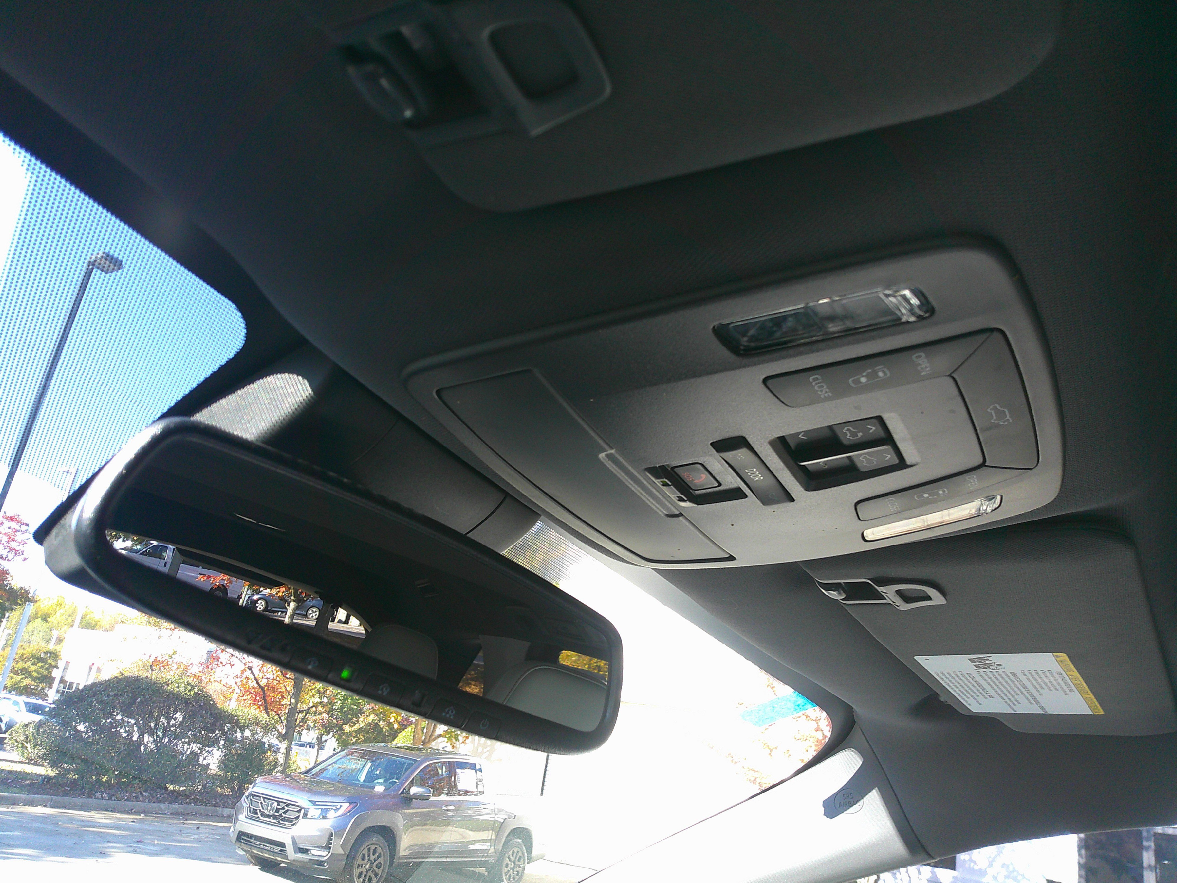 Used 2021 Toyota Sienna XSE image 28