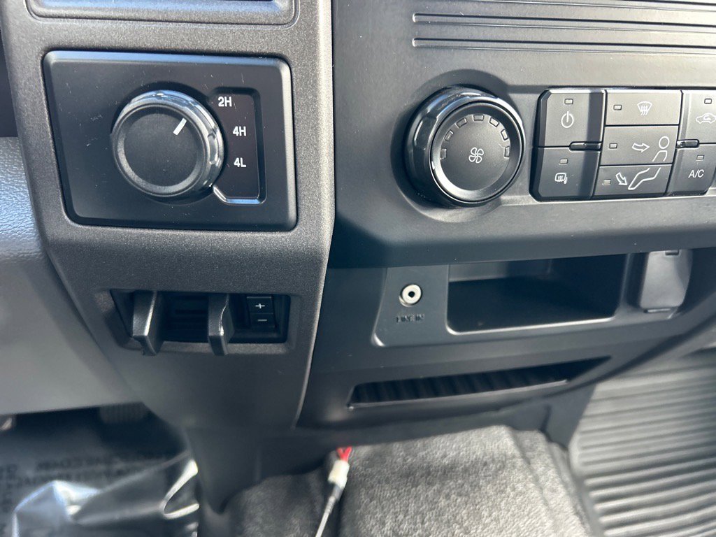 Used 2019 Ford F350 XL w/ Power Equipment Group image 27