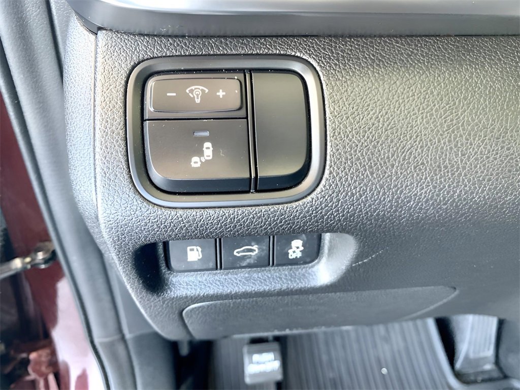 Used 2018 Kia Optima EX w/ Premium Package image 28