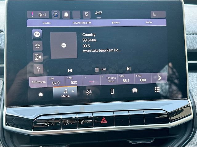 Used 2023 Jeep Compass Latitude image 15