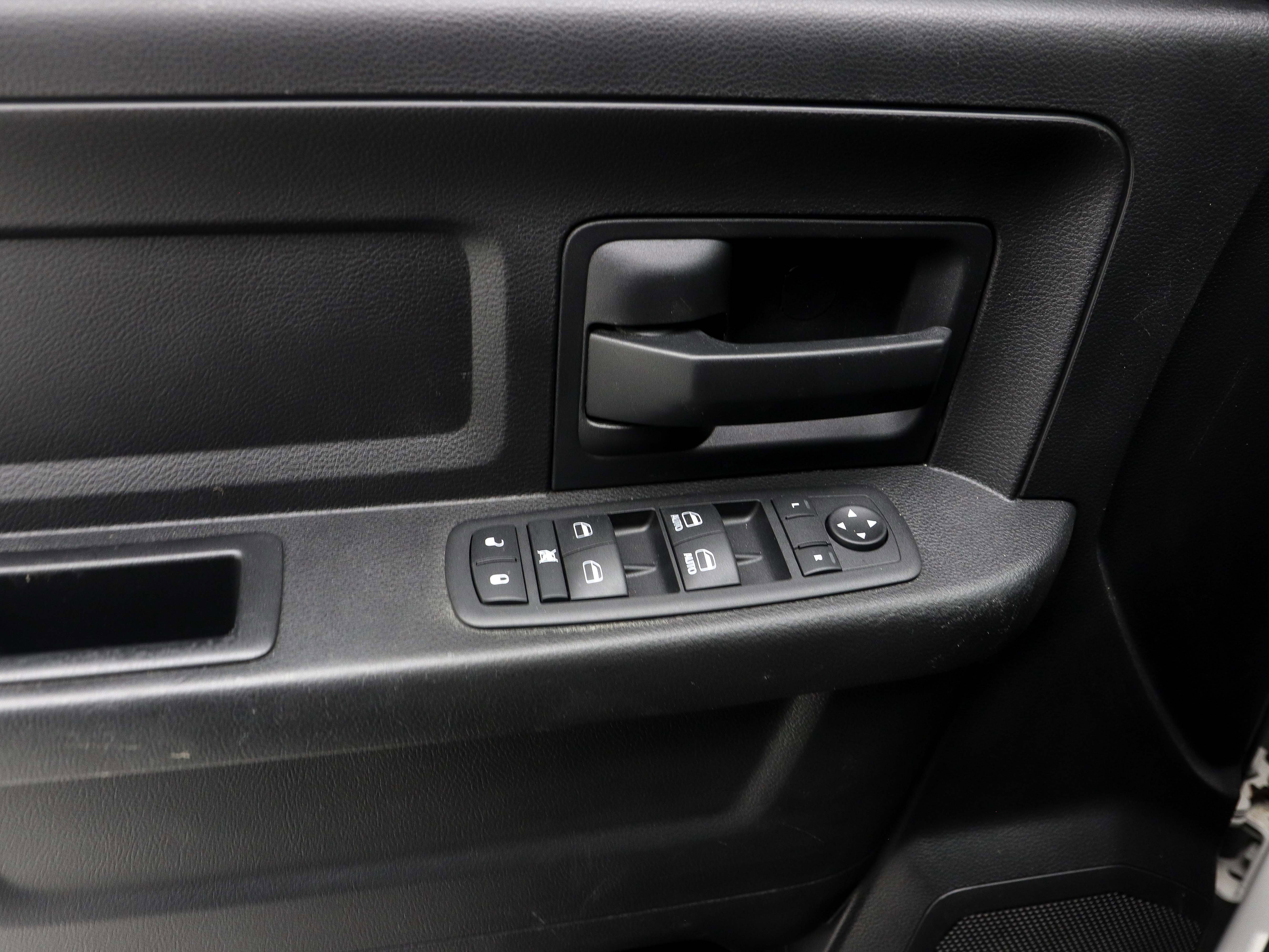 Used 2018 RAM 5500 Tradesman w/ Max Tow Package AWD/4WD image 35