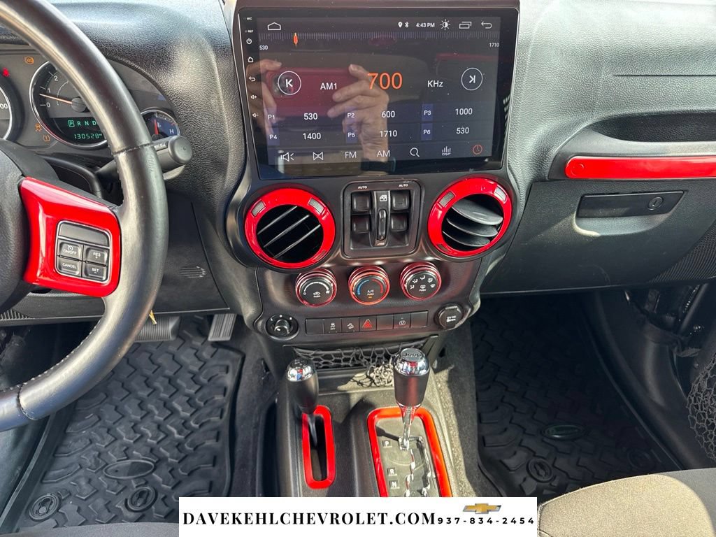Used 2015 Jeep Wrangler Unlimited Sahara AWD/4WD image 12