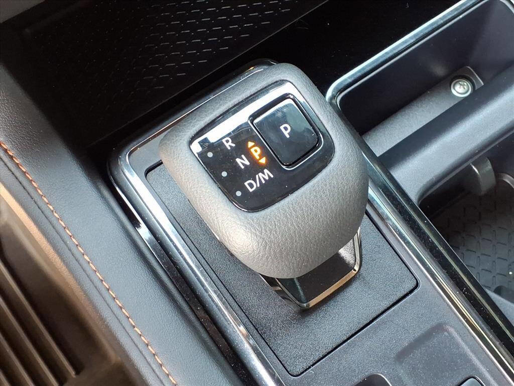 Used 2024 Nissan Pathfinder Rock Creek image 16