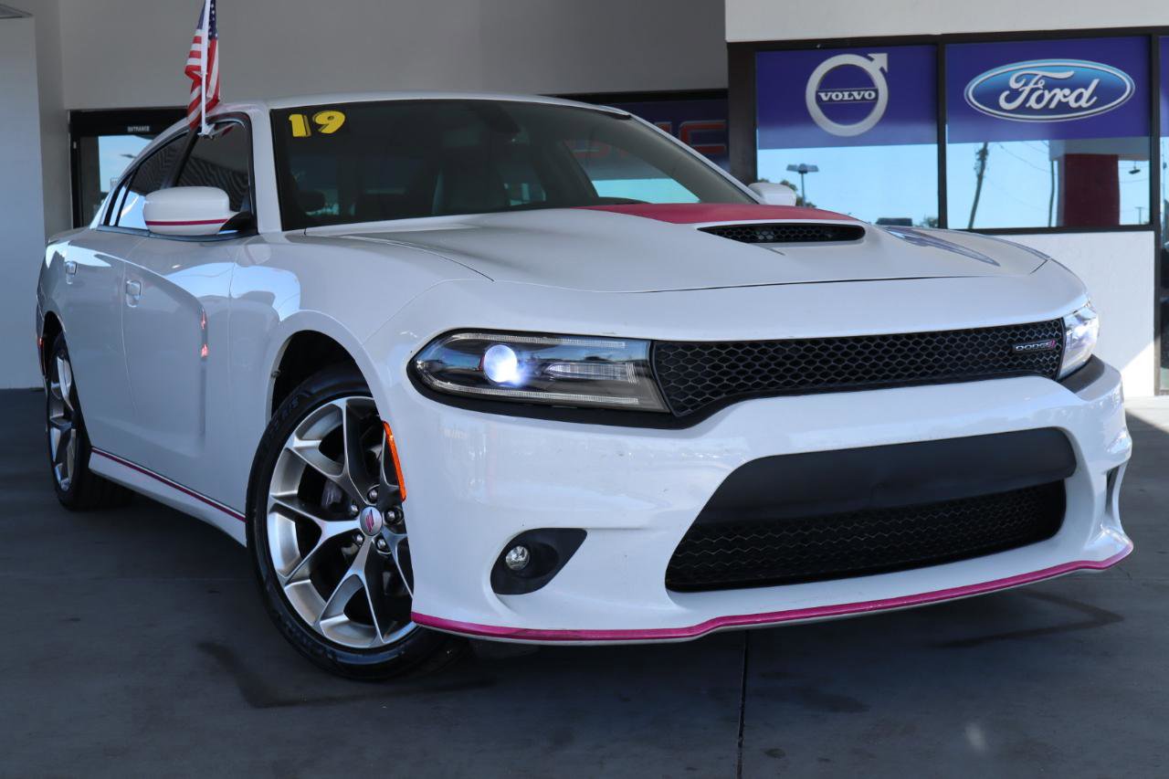 Used 2019 Dodge Charger GT w/ Plus Group image 2