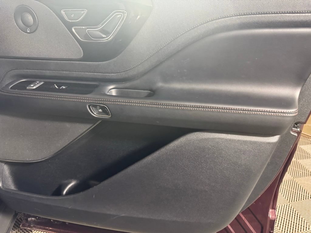 Certified 2022 Lincoln Aviator Reserve w/ Elements Package Plus AWD/4WD image 20