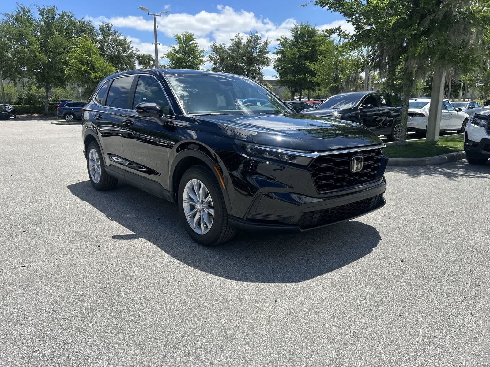 Used 2025 Honda CR-V EX image 8