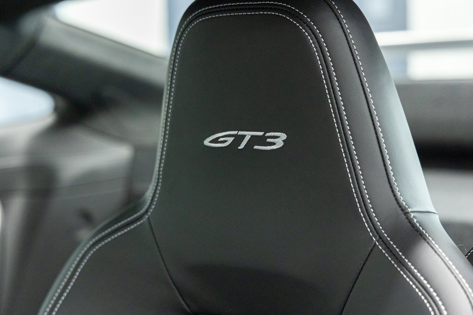 Used 2022 Porsche 911 GT3 RWD image 41