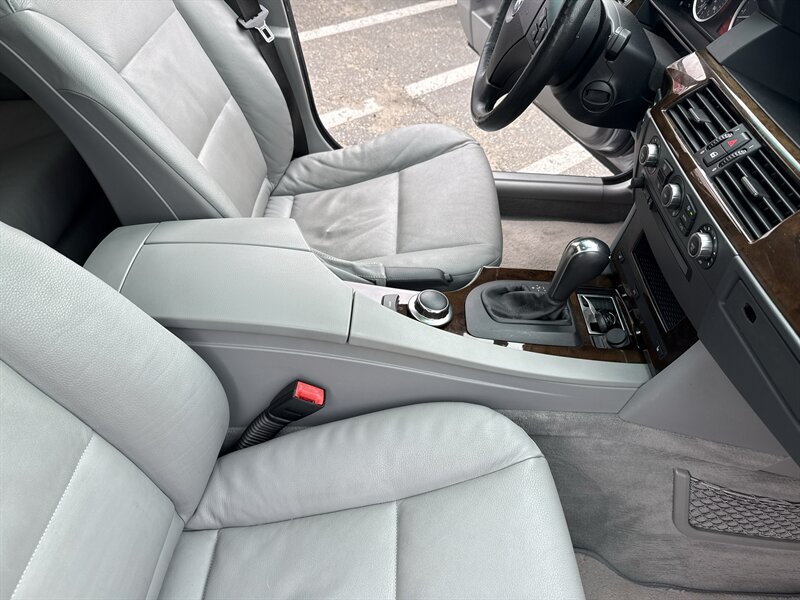 Used 2007 BMW 525i Sedan RWD image 18