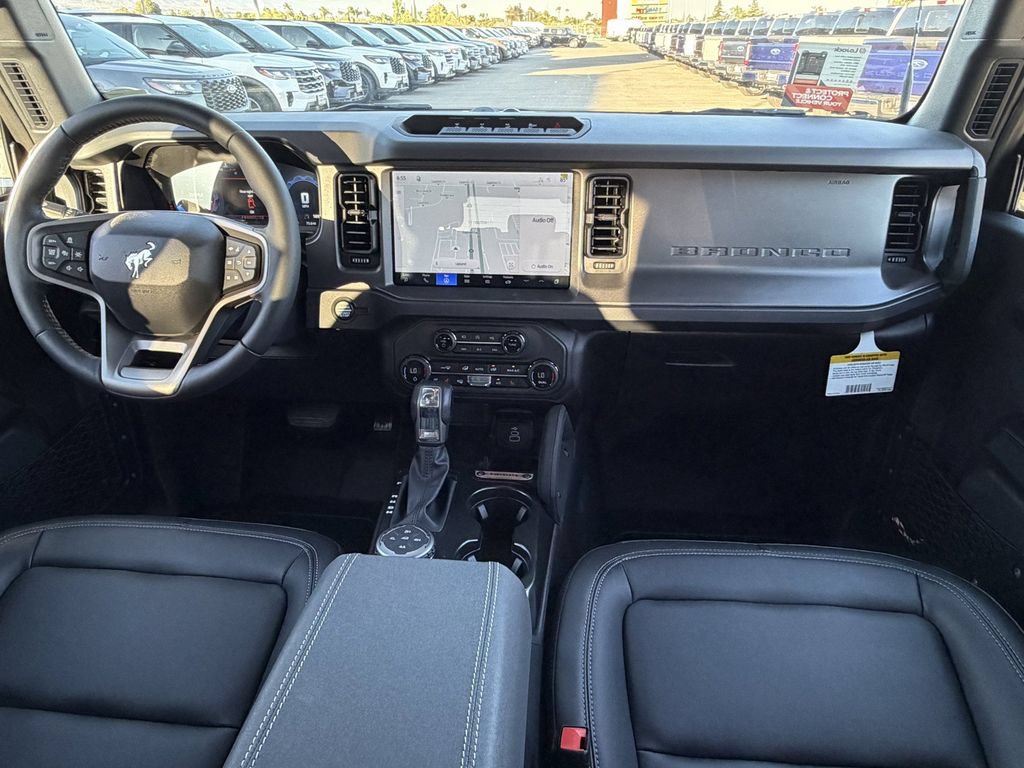 Used 2026 Ford Bronco Badlands AWD/4WD image 14