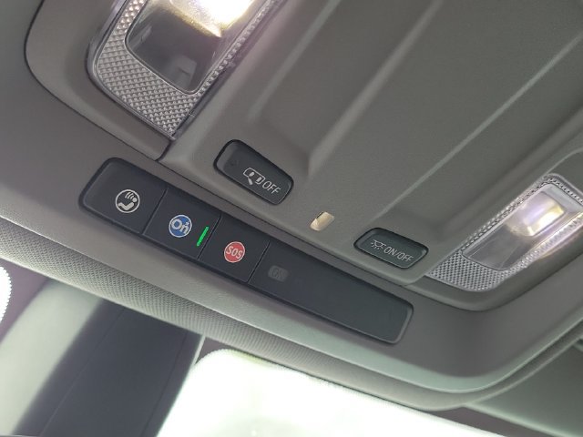 Used 2021 Chevrolet Silverado 1500 LT RWD image 29