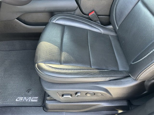 Used 2022 GMC Yukon Denali image 26