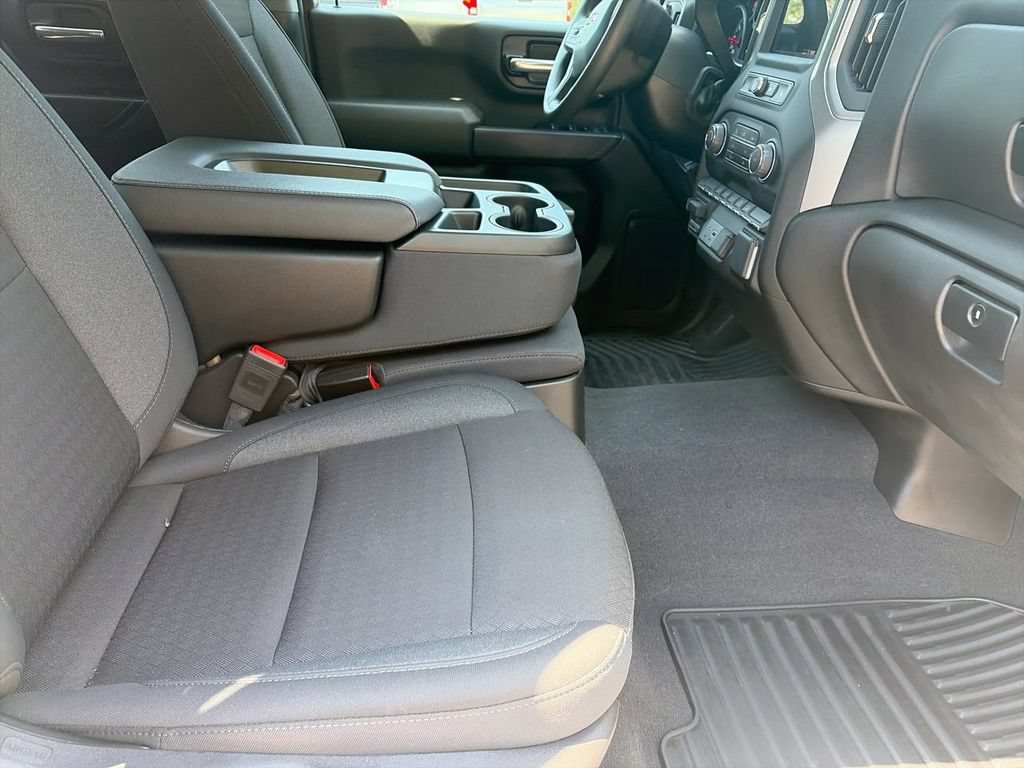 Used 2025 Chevrolet Silverado 2500 Custom w/ Custom Convenience Package AWD/4WD image 7