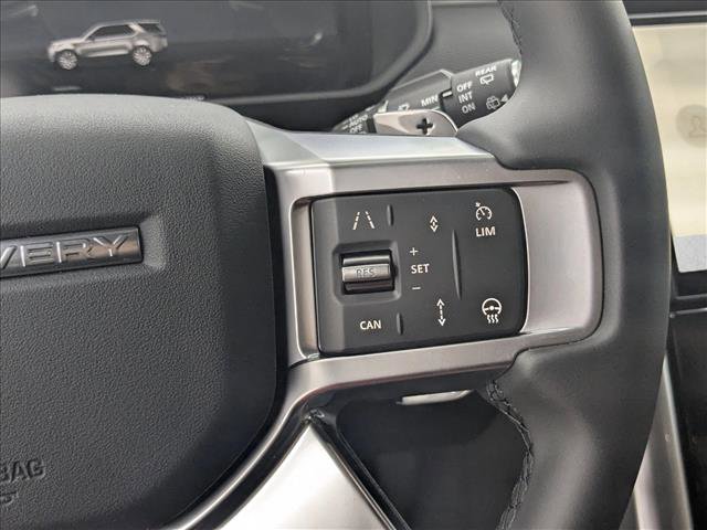 New 2025 Land Rover Discovery Dynamic SE AWD/4WD image 14