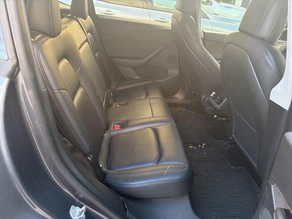 Used 2020 Tesla Model Y Long Range AWD/4WD image 18