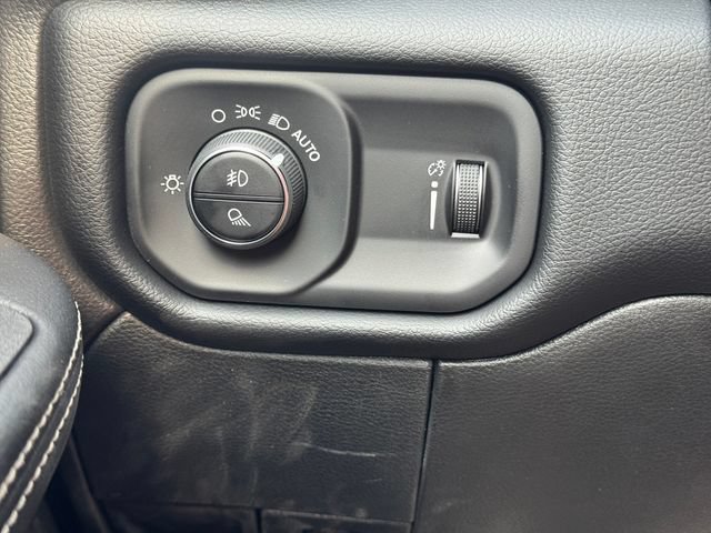 New 2026 RAM 2500 Big Horn AWD/4WD image 25