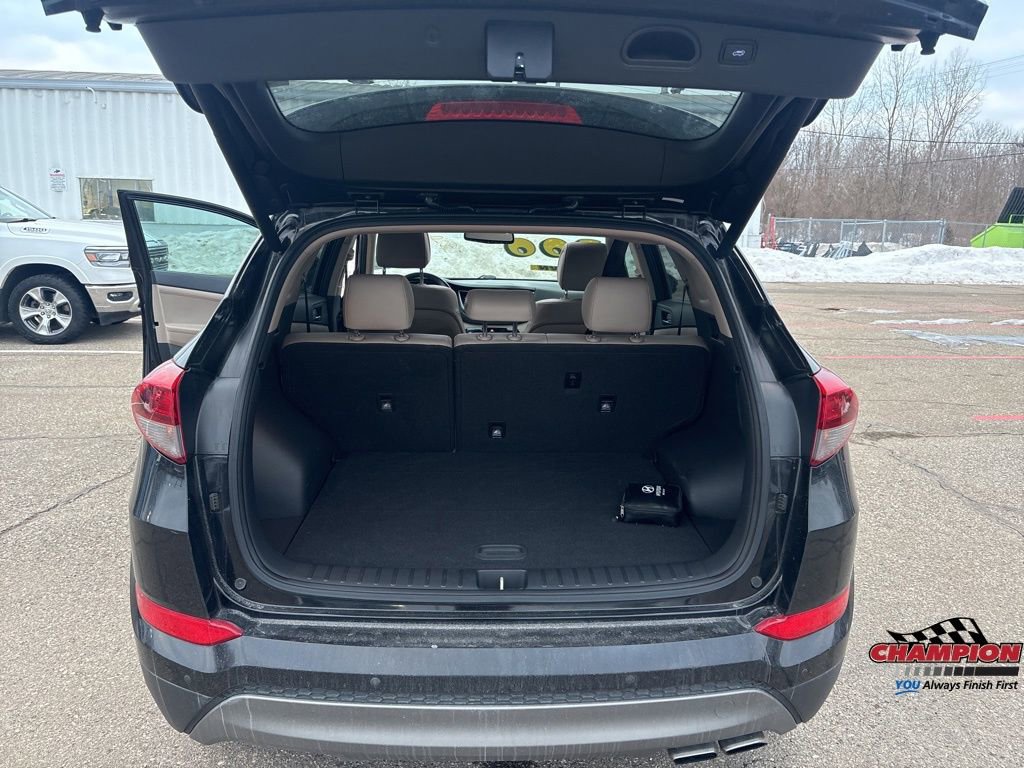Used 2016 Hyundai Tucson Limited w/ Option Group 03 image 28